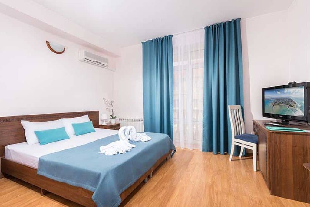 rooms-standard-с-балконом