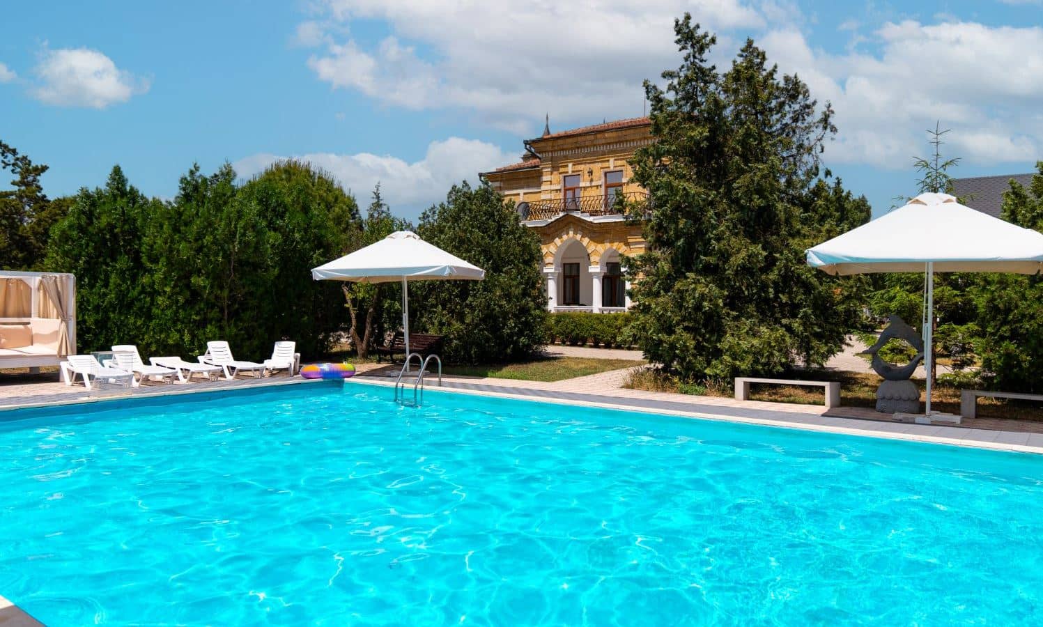 pools-outdoor-pool