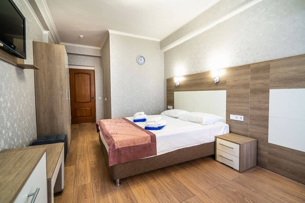 rooms-standart-with-balcony