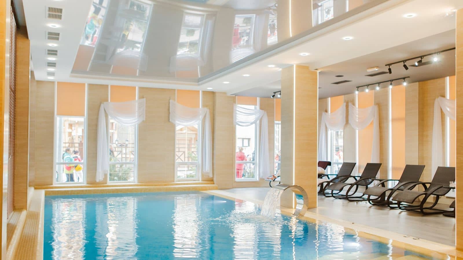 pools-indoor-pool