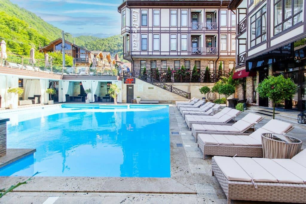 pools-outdoor-pool