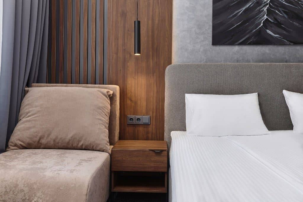 rooms-standar-superiosr-wirh-balcony-+-extra-bed