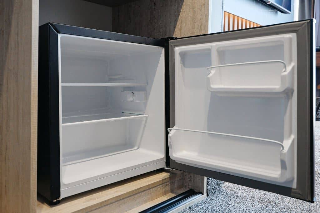 rooms-standar-superiosr-wirh-balcony-+-extra-bed