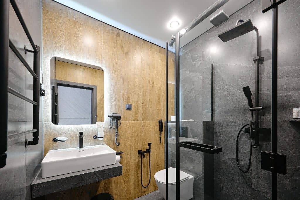 rooms-standar-superiosr-wirh-balcony-+-extra-bed