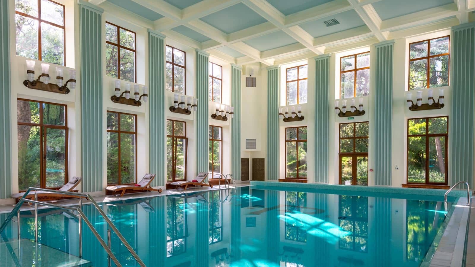 pools-indoor-pool