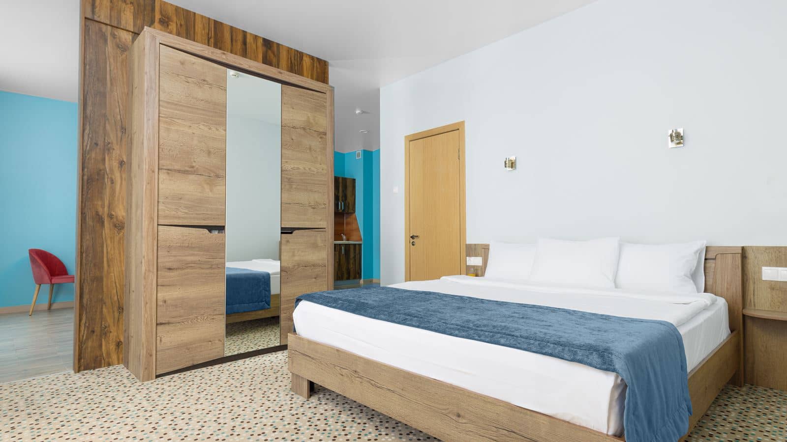 rooms-4-местный-апартамент-с-террасой