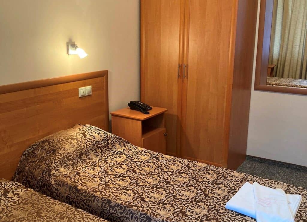 rooms-standart-twin-without-balcony-1-floor