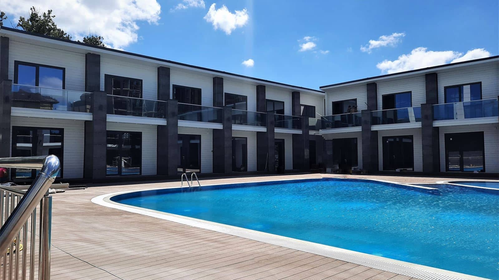 pools-outdoor-pool