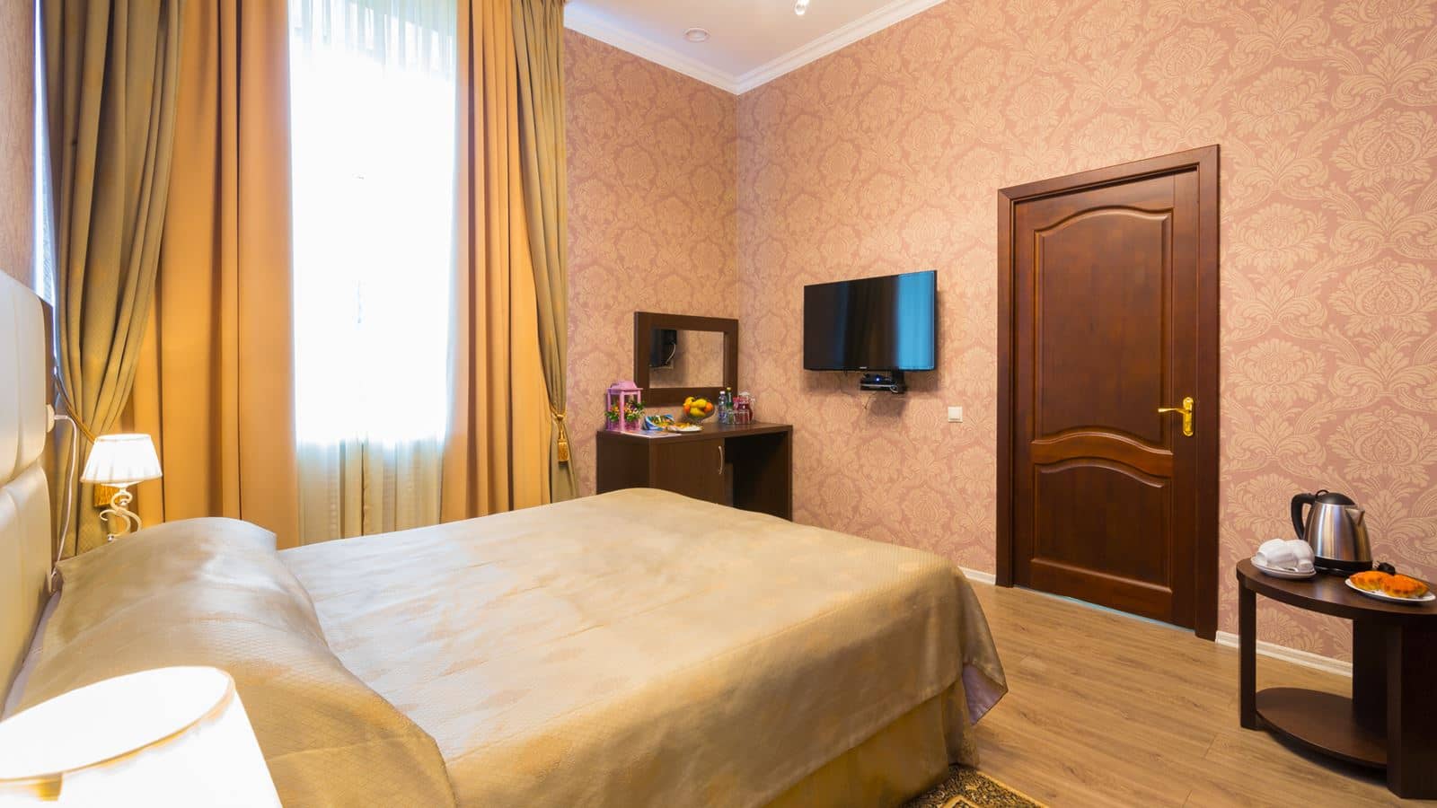 rooms-luxe-102-202-203