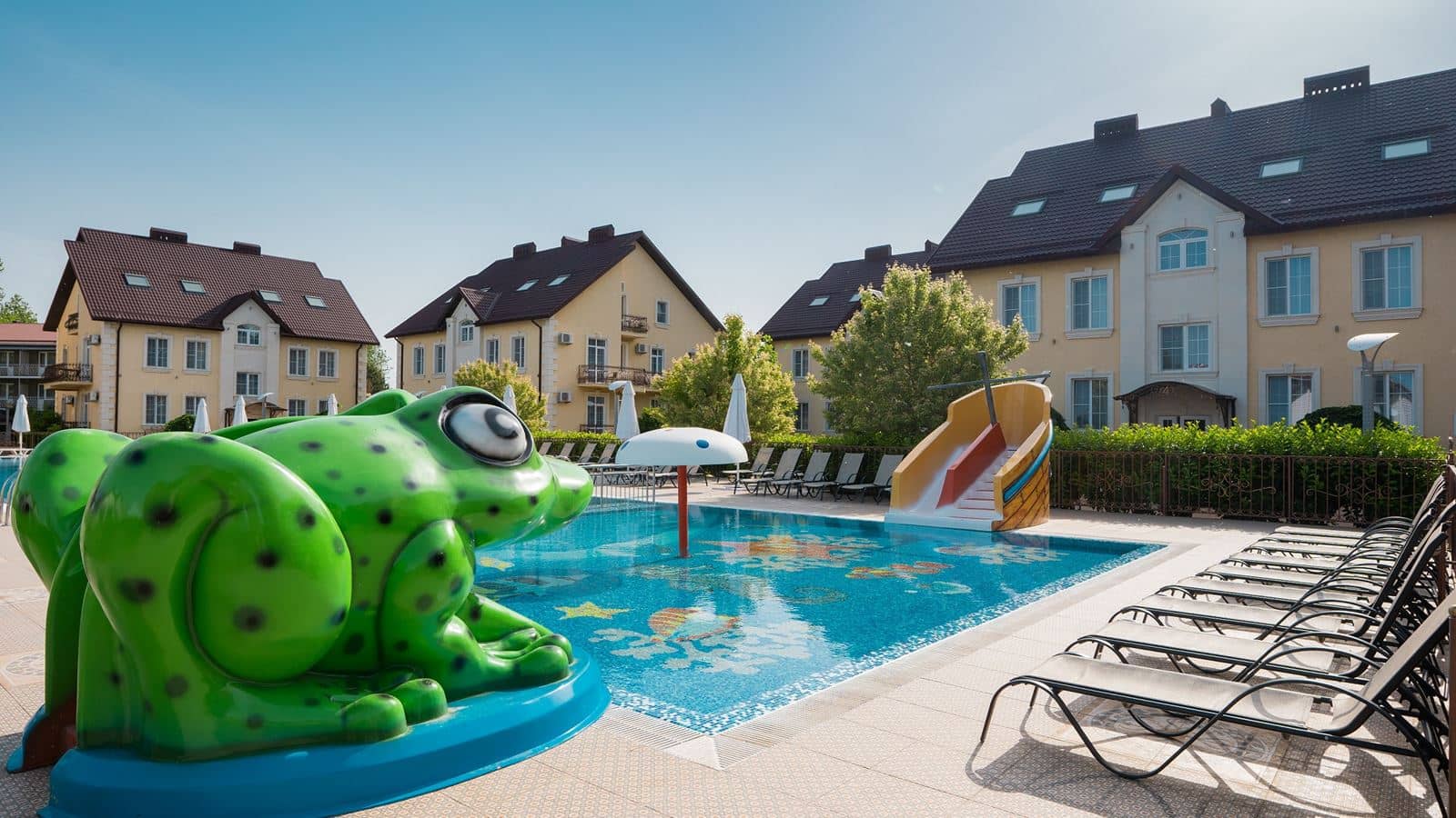 pools-outdoor-pool