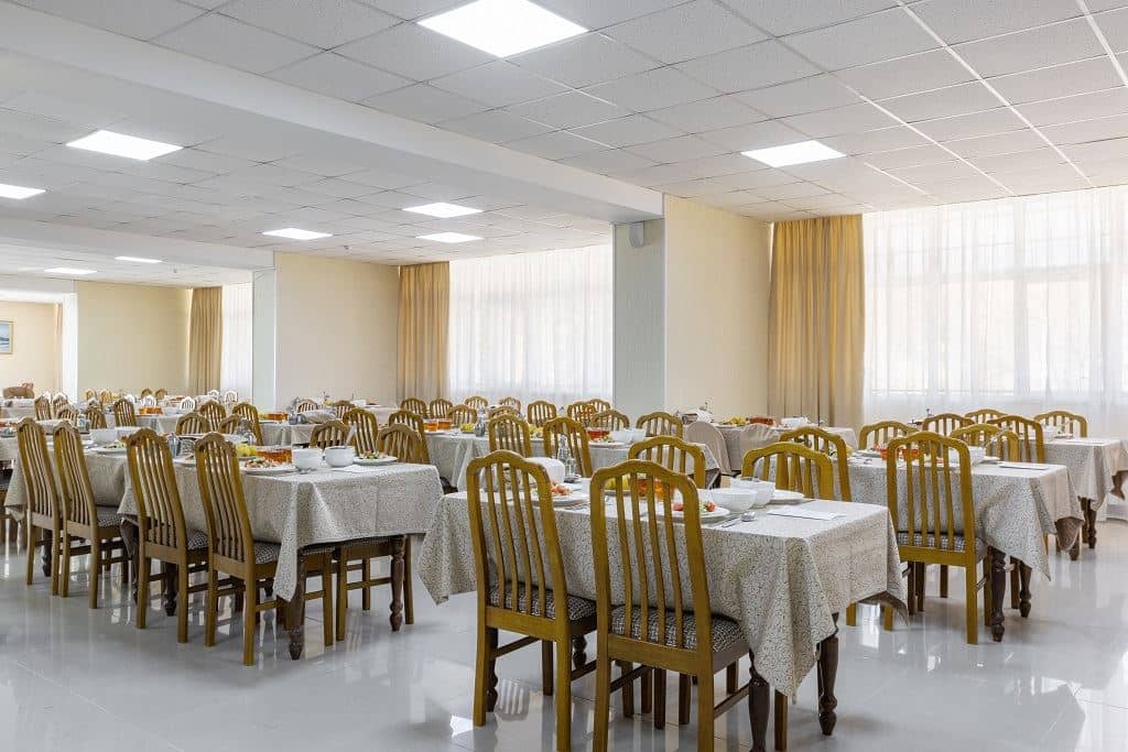 restaurants-obedennii-zal