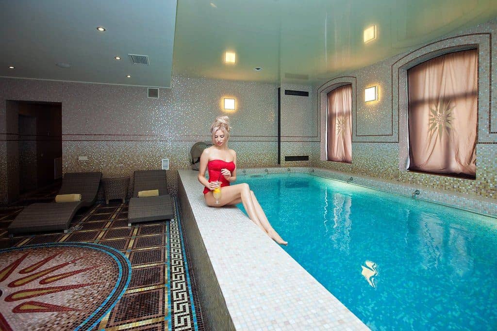 pools-indoor-pool
