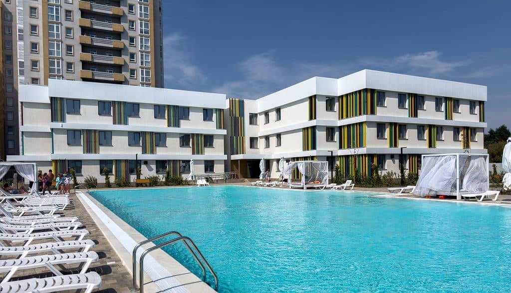 pools-outdoor-pool