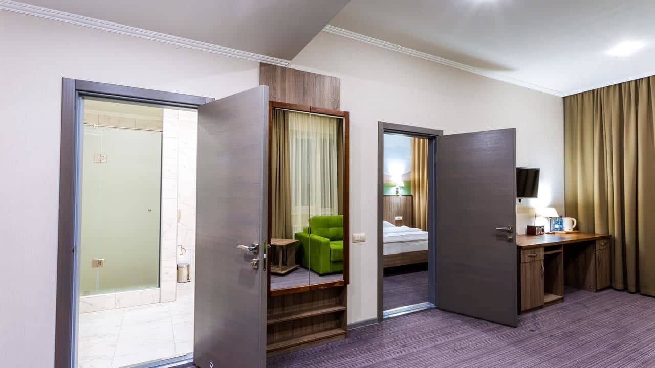 rooms-2mestnyi-lux
