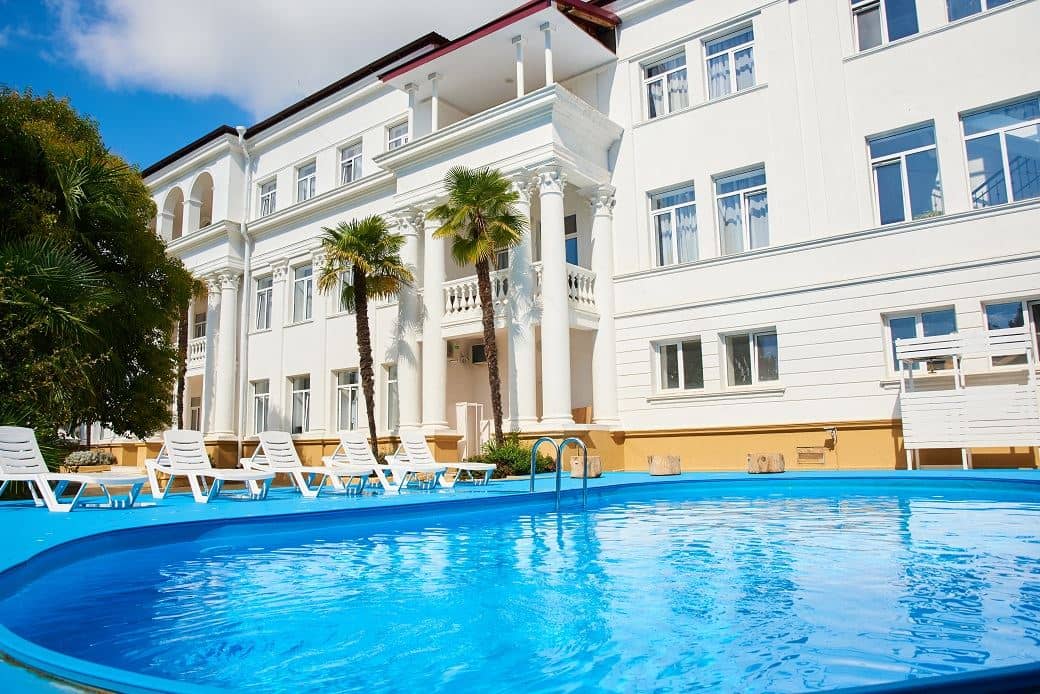 pools-outdoor-pool