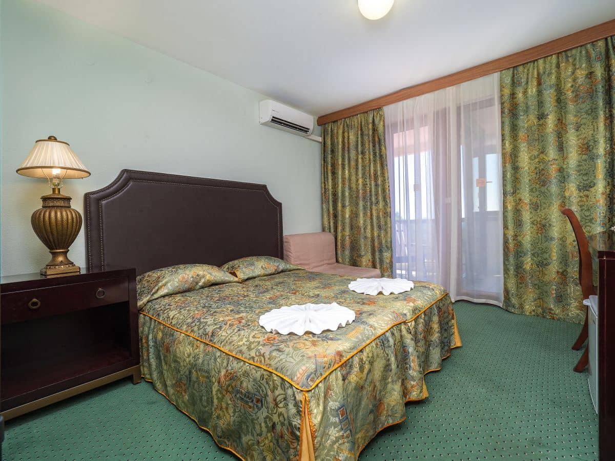 rooms-maxi-standart-s-balkonom