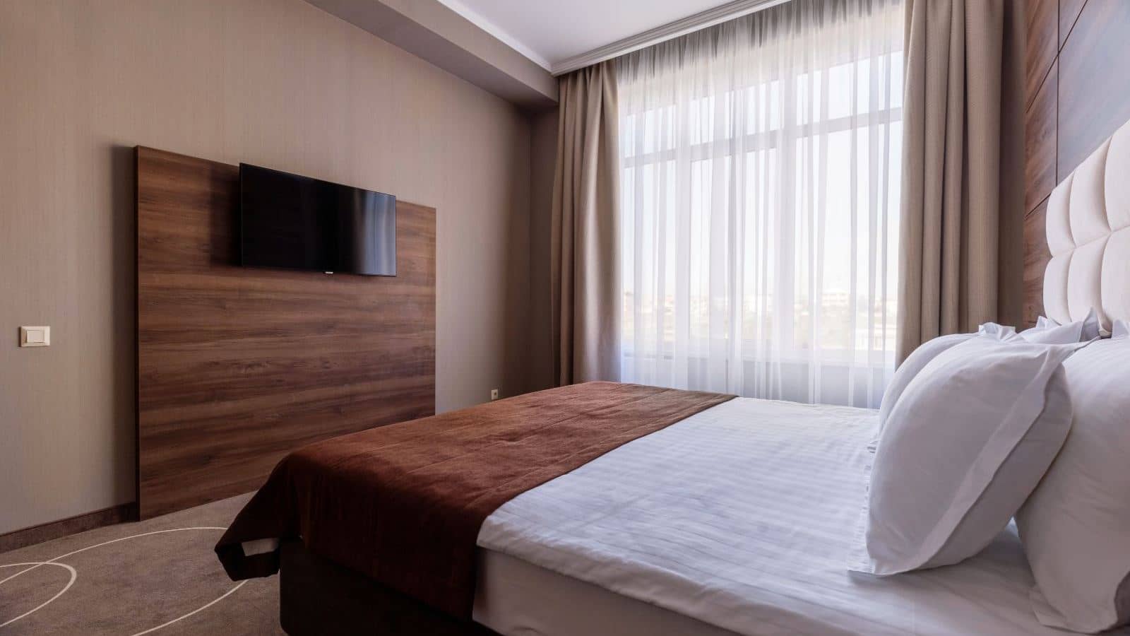 rooms-king-suite