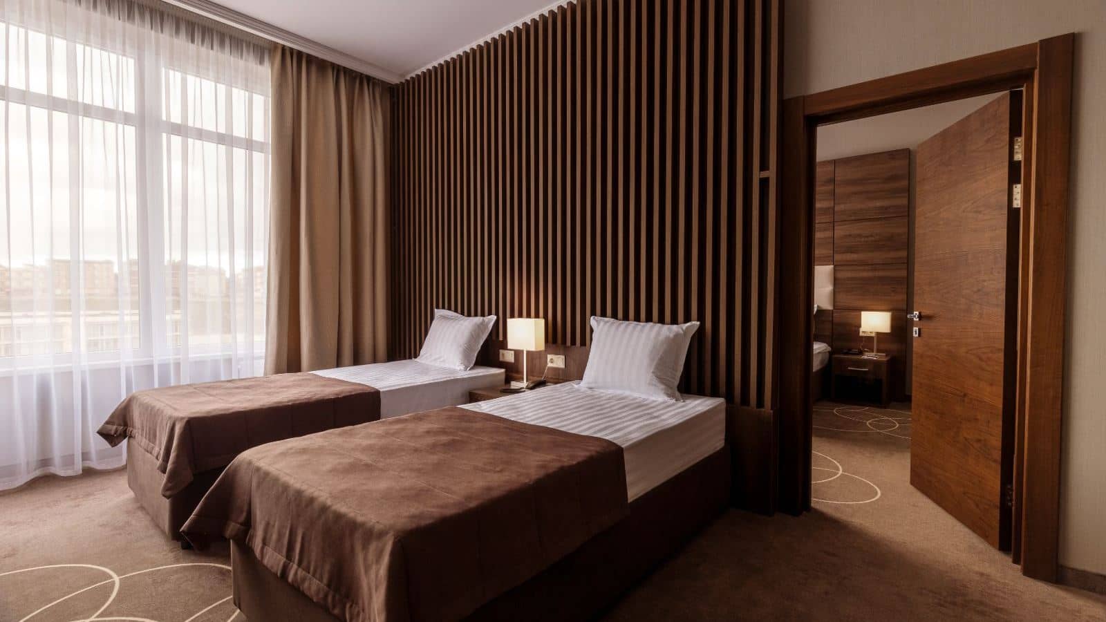 rooms-king-suite