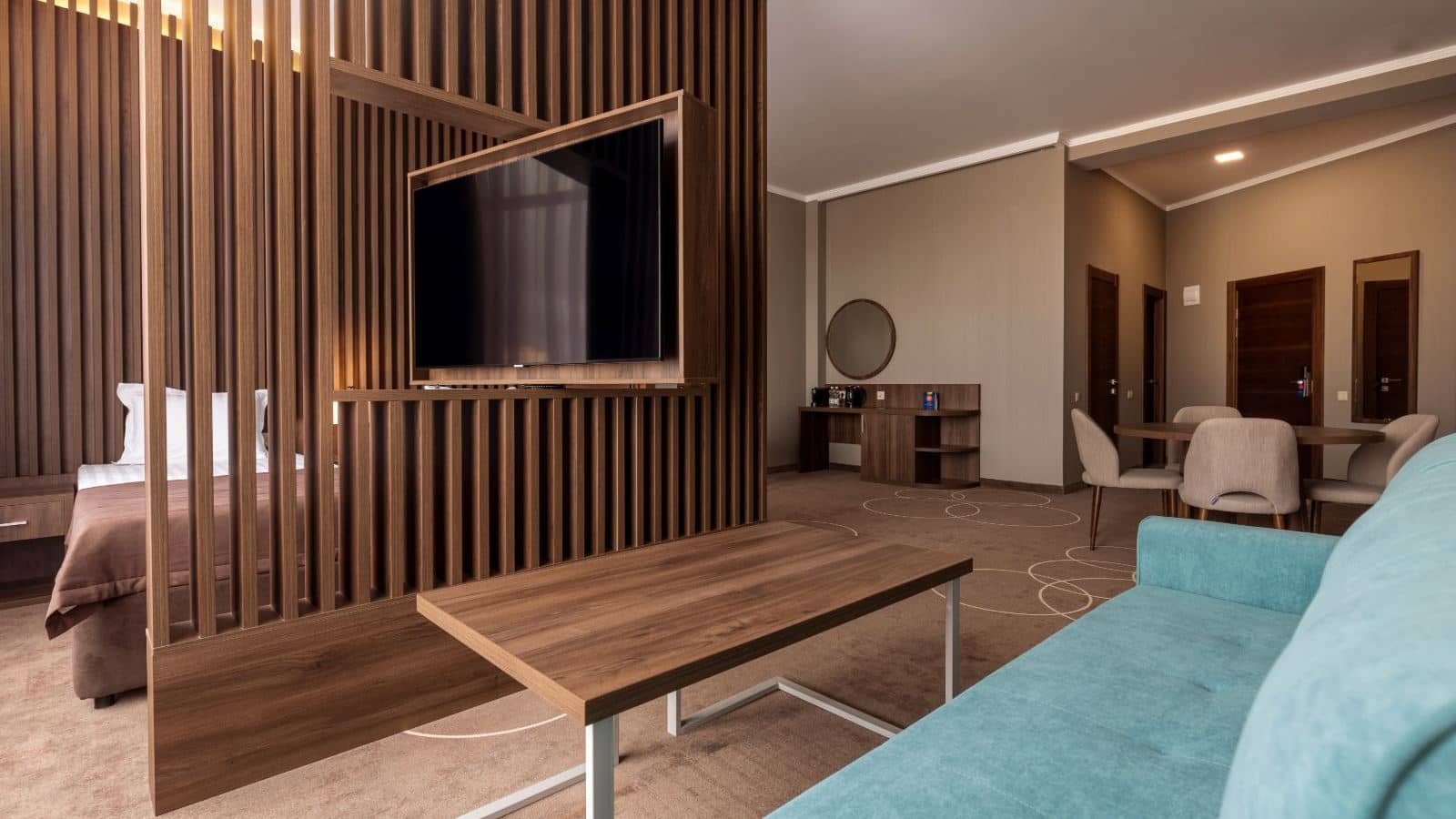 rooms-king-suite