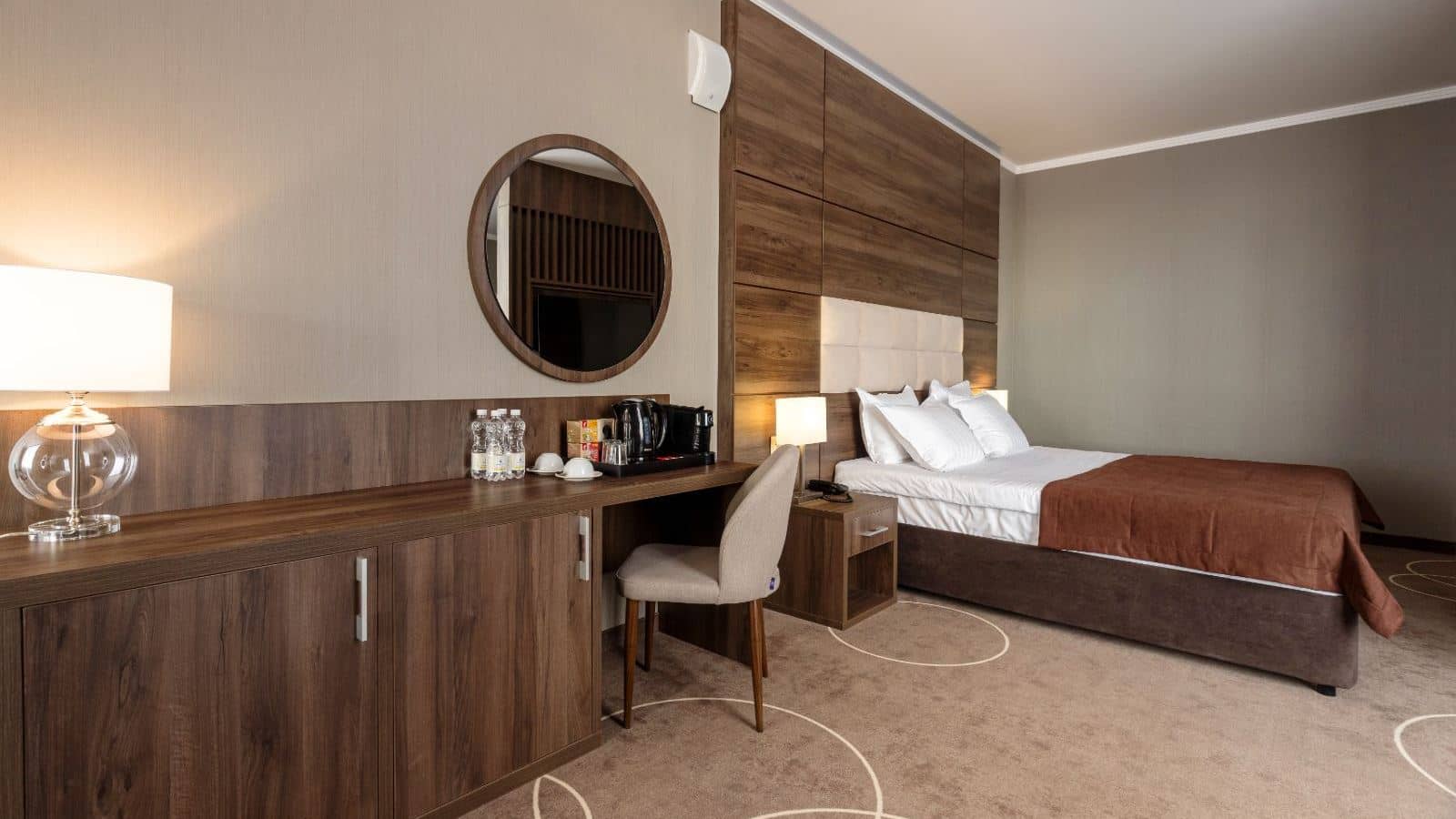 rooms-suite-junior-double