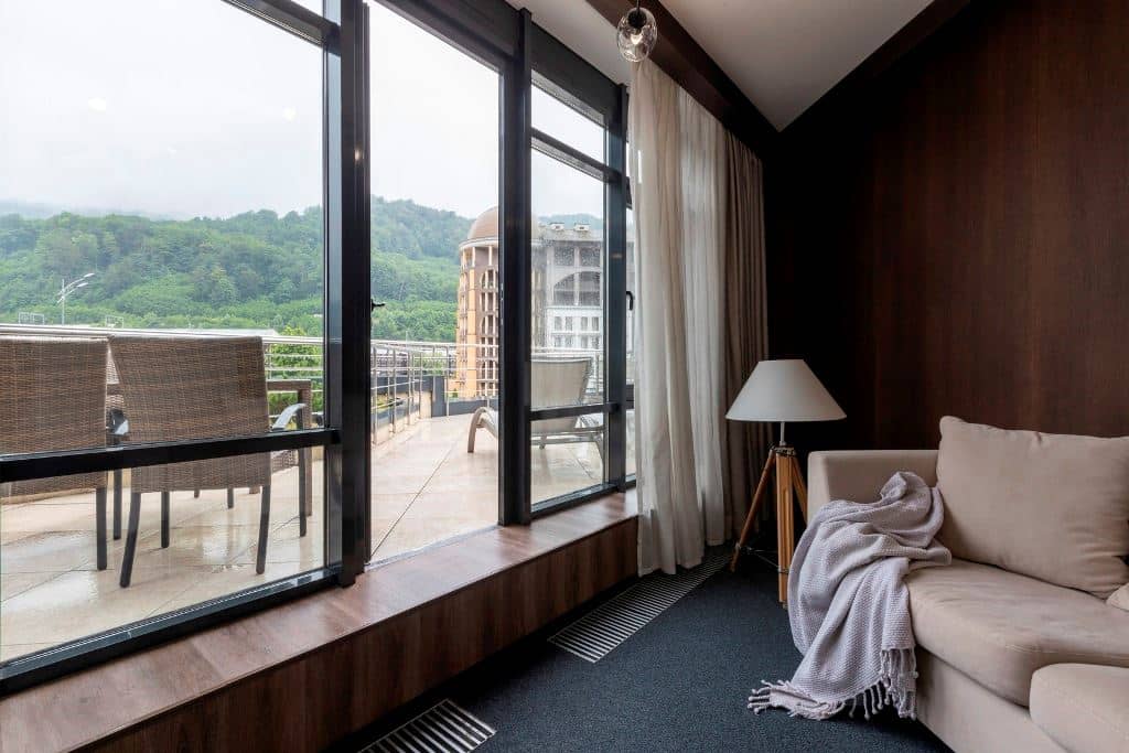 rooms-comfort-terrasa