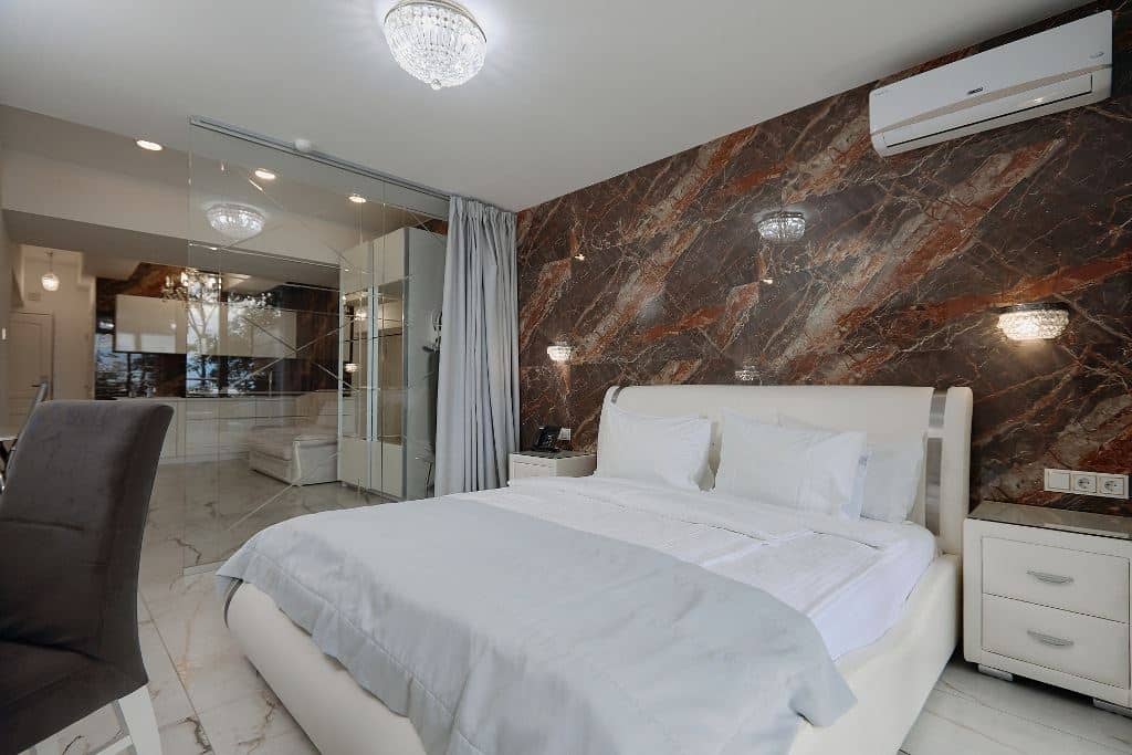 rooms-senior-suite