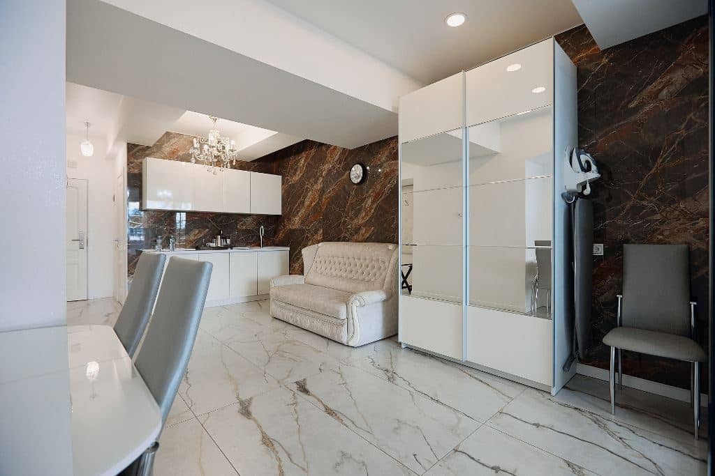 rooms-senior-suite