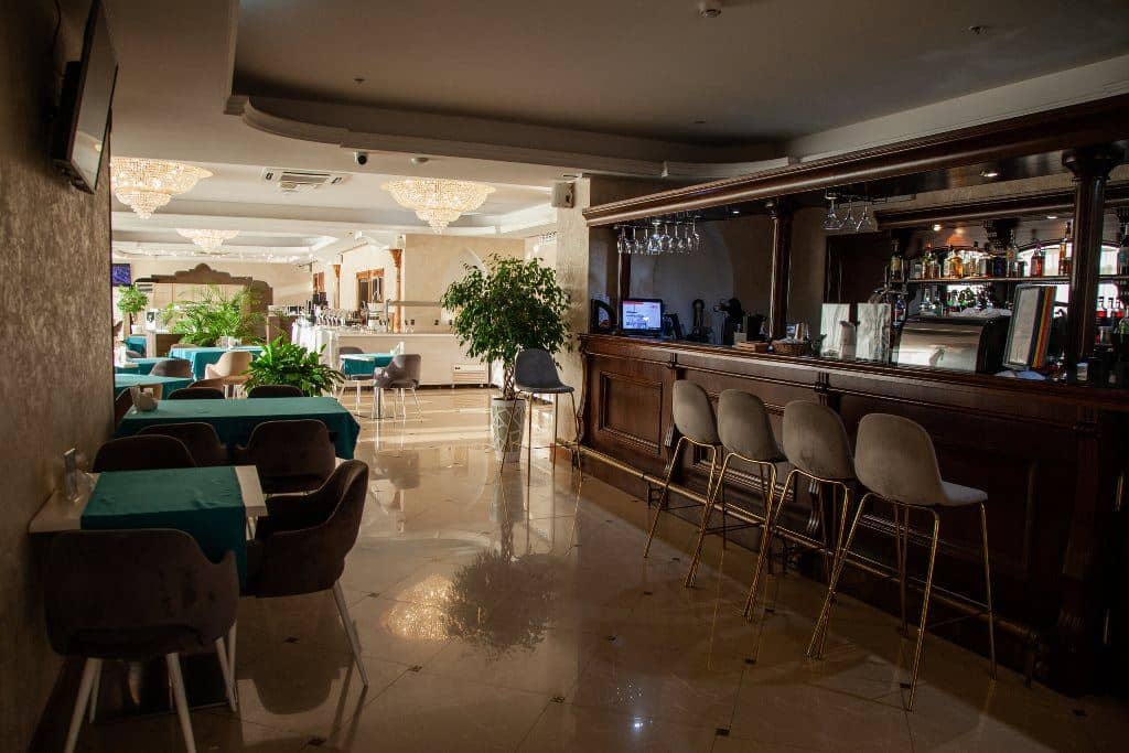 restaurants-aurum