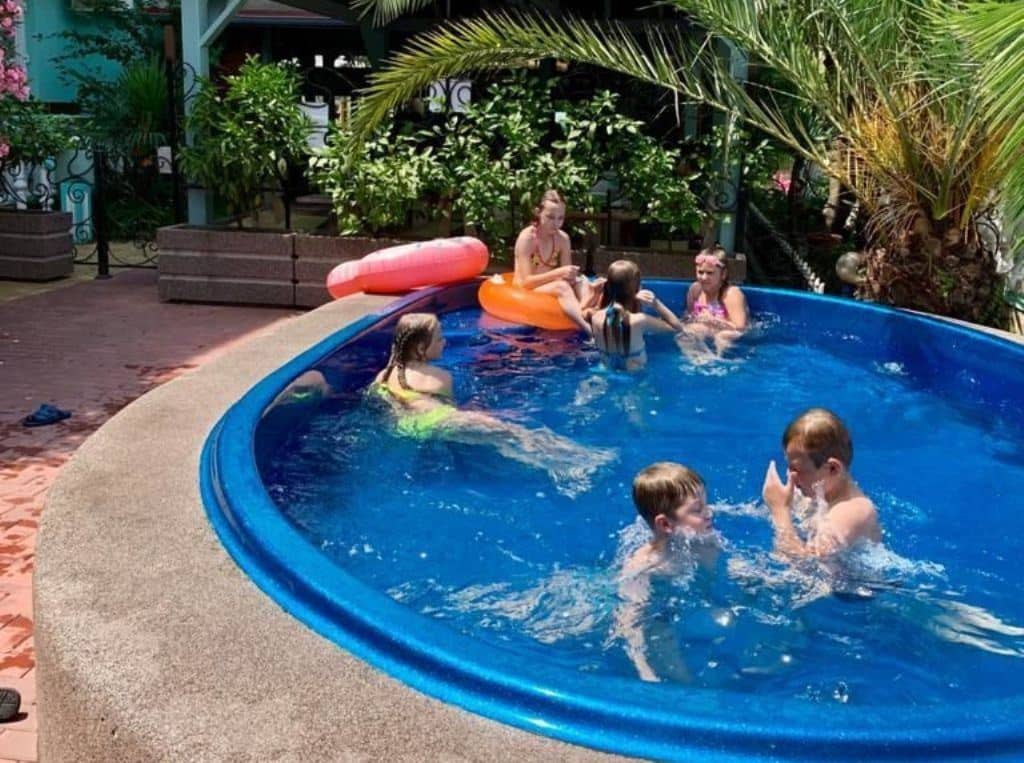 pools-outdoor-pool