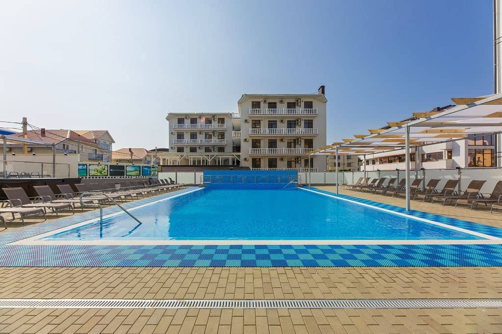 pools-outdoor-pool