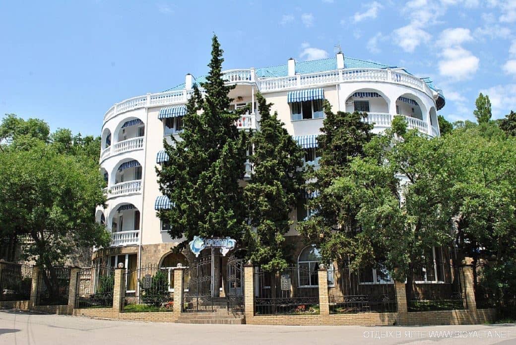 general-main-building