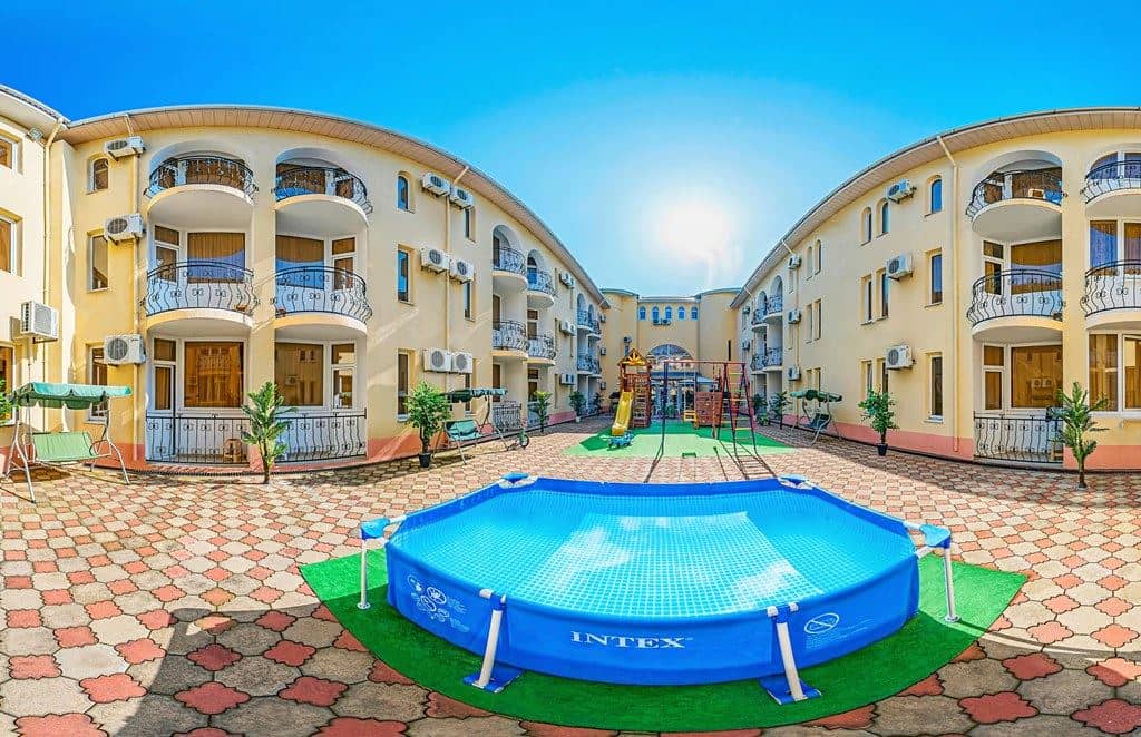 pools-outdoor-pool