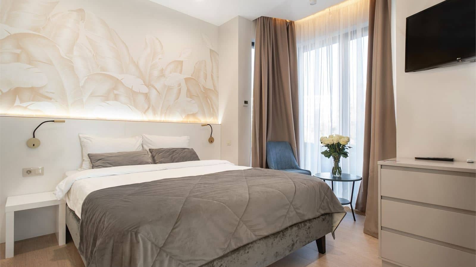 rooms-delux-pool