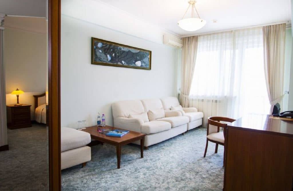 rooms-junior-suite