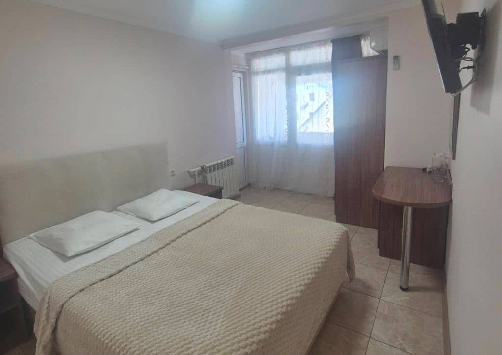 rooms-standard-with-balcony
