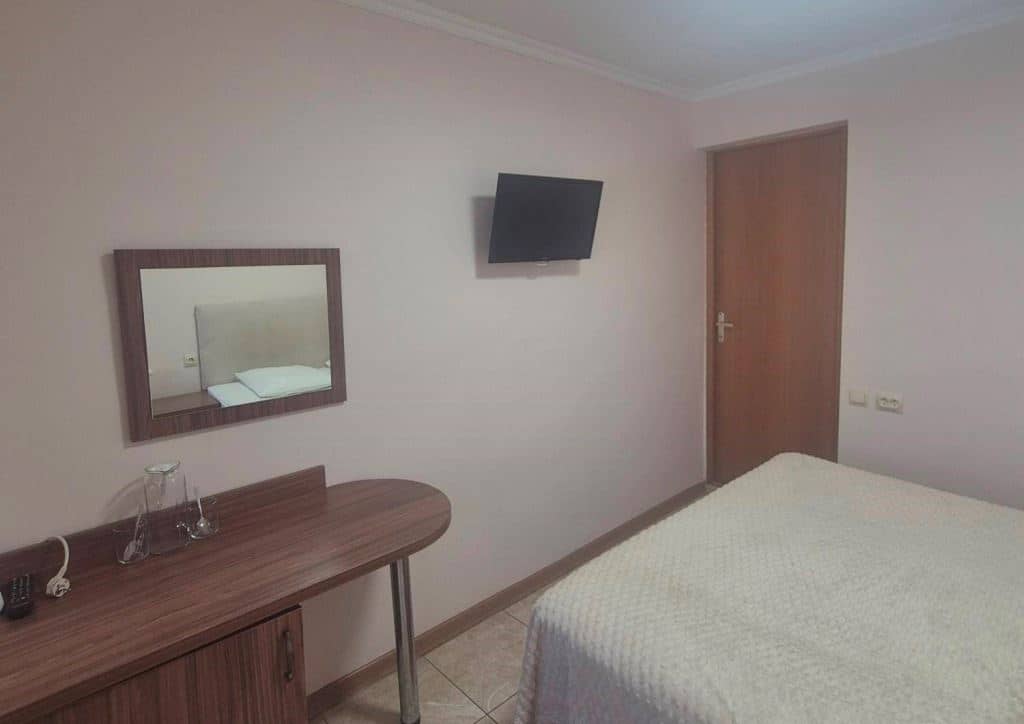 rooms-standard-with-balcony