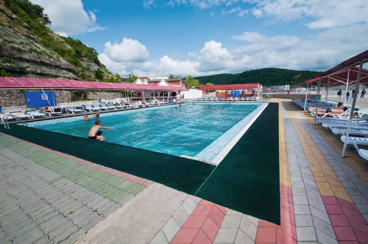 pools-outdoor-pool
