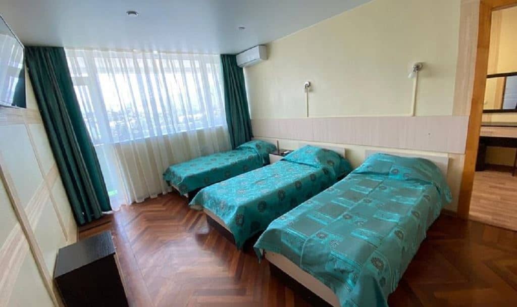 rooms-luxe-family-building-1