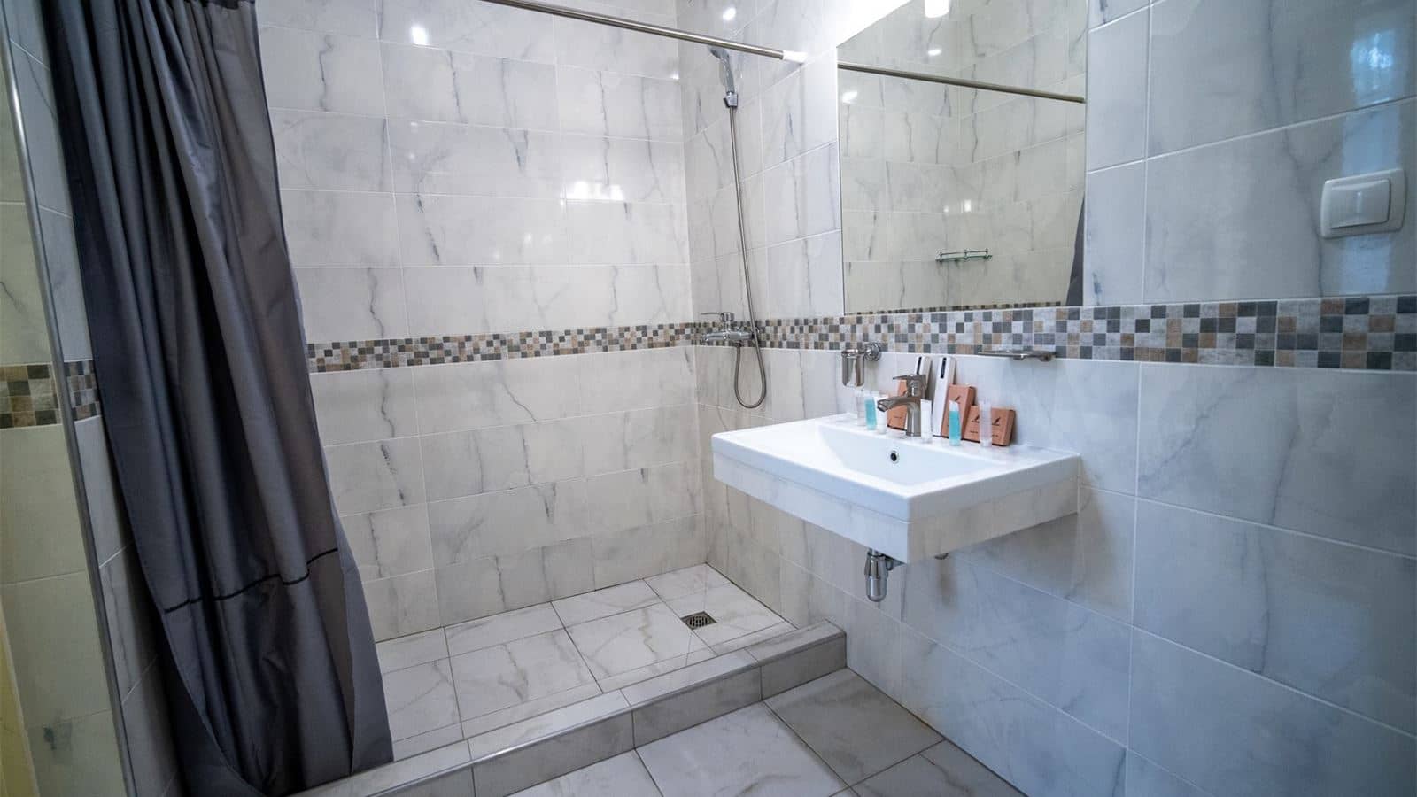 rooms-2х-комнатный-люкс-корпус-2-вилла-без-балкона