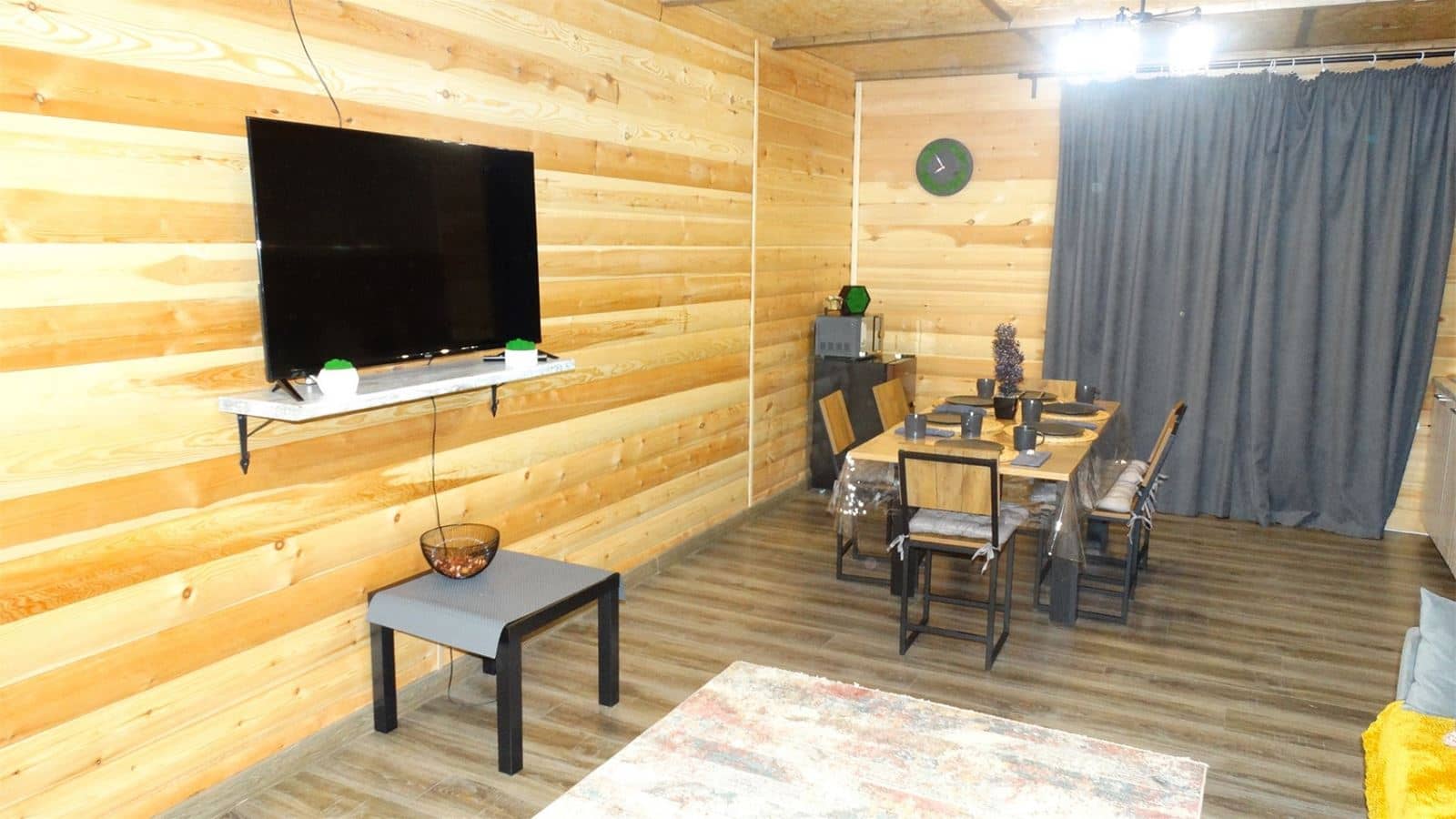 rooms-4bed-cottage