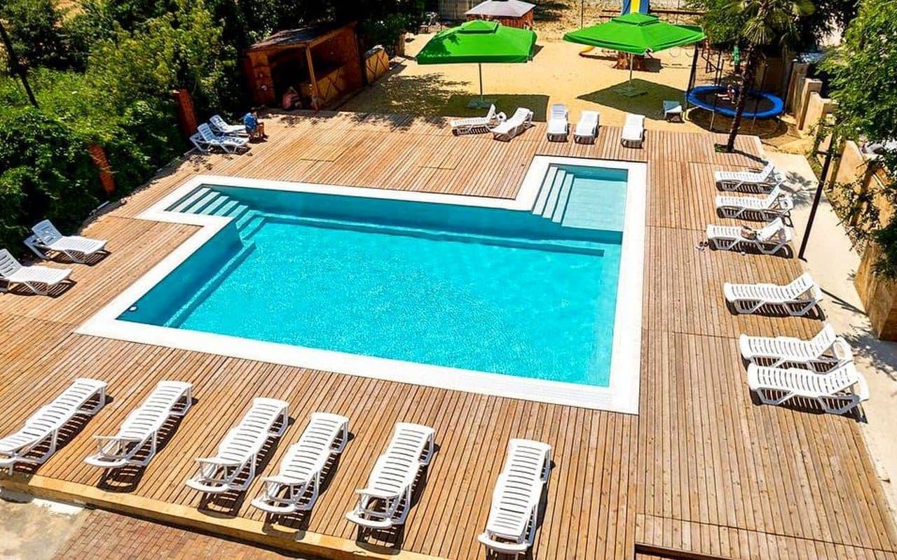 pools-outdoor-pool