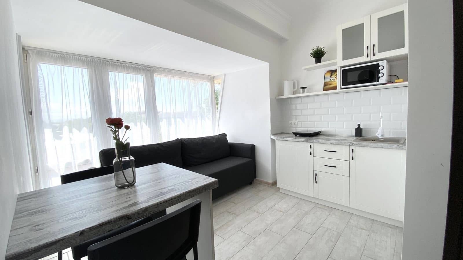 rooms-2-room-deluxe