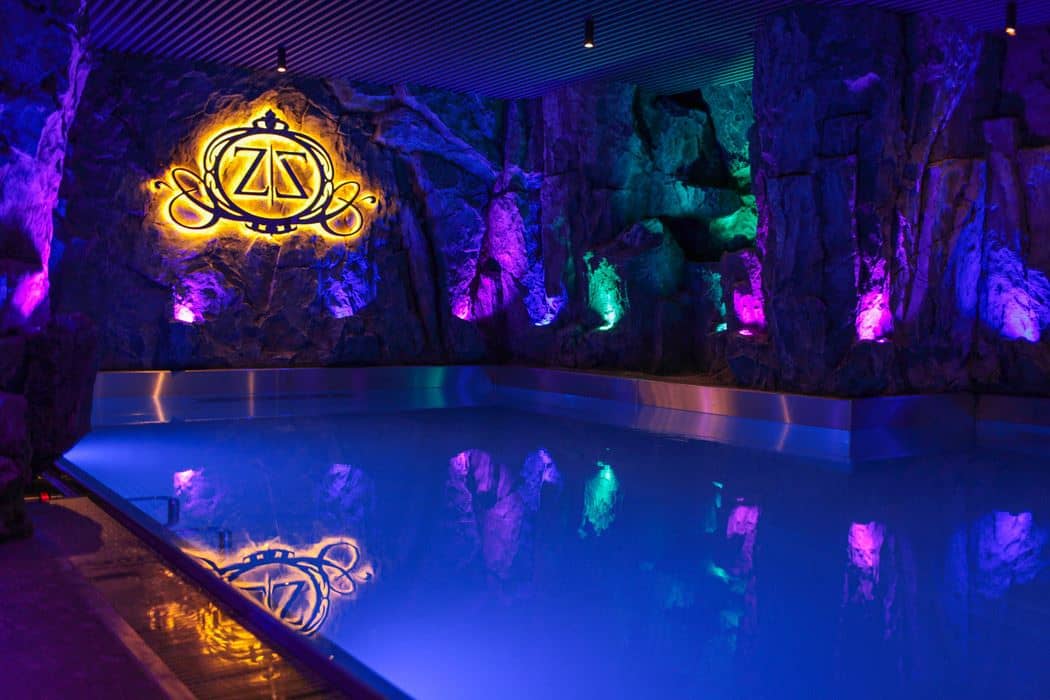 pools-indoor-pool