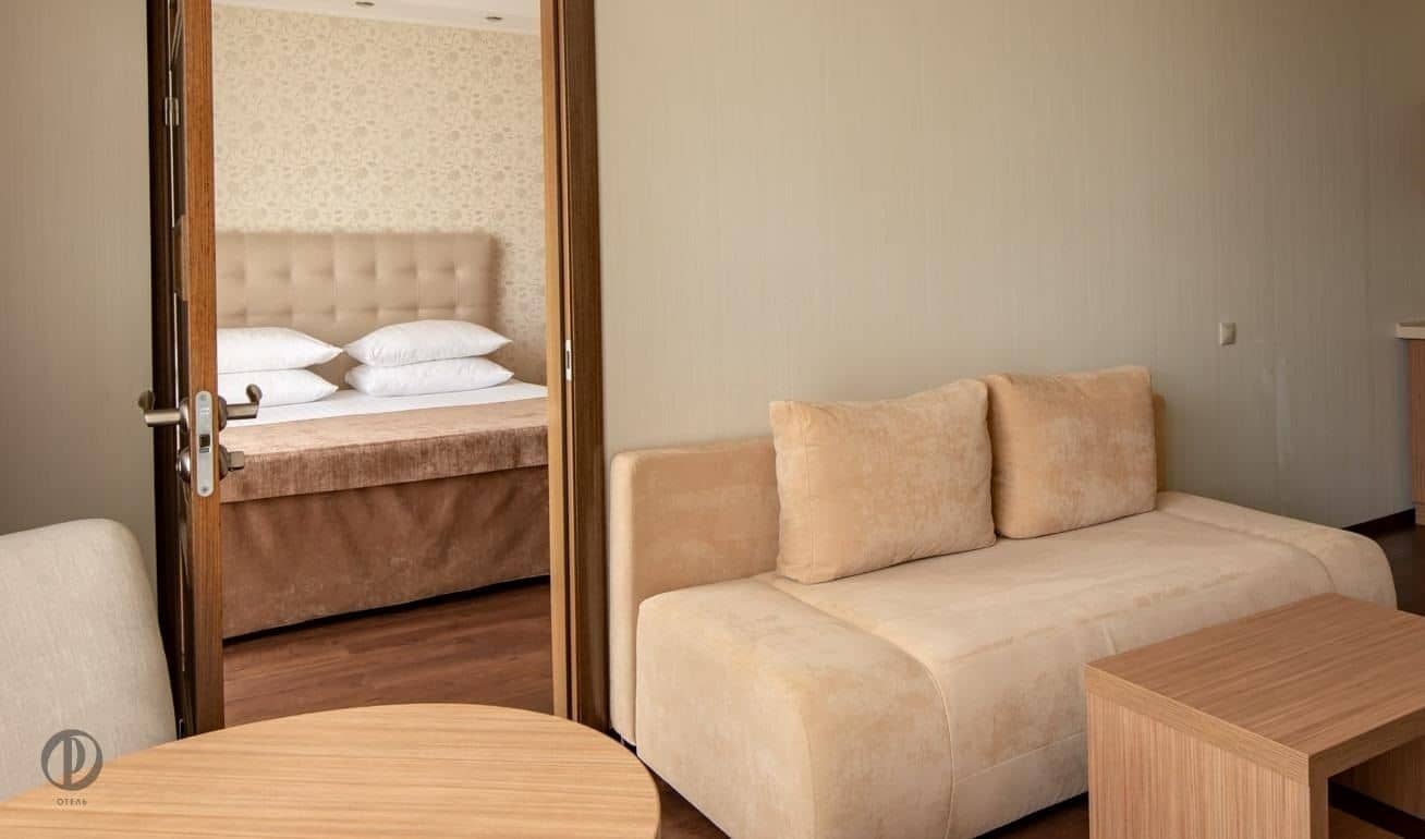rooms-luxe-premium-kor1
