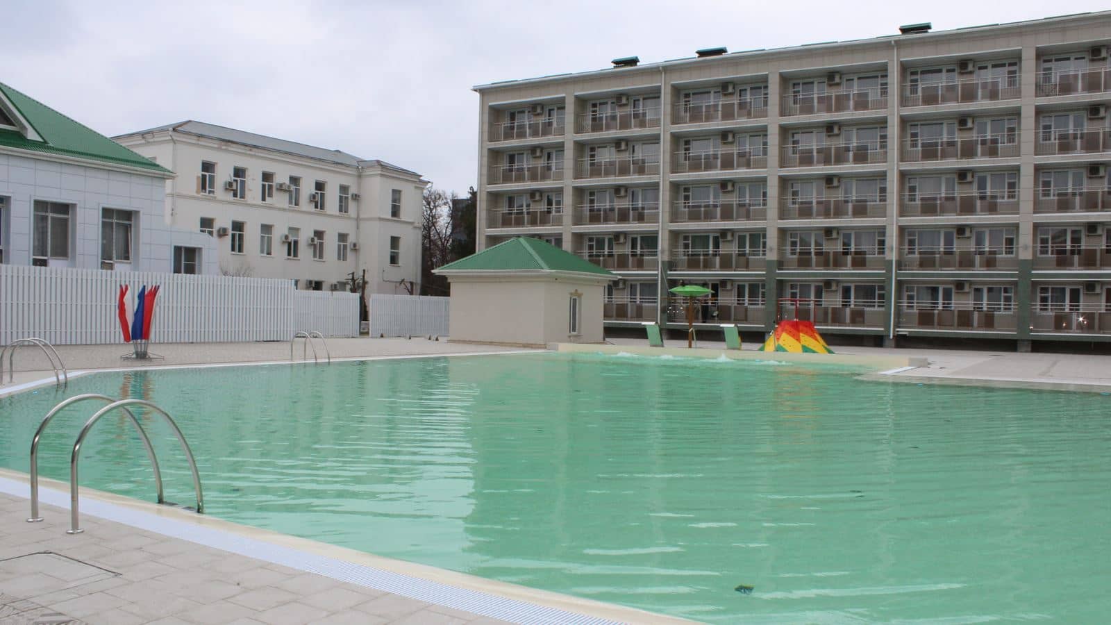 pools-outdoor-pool