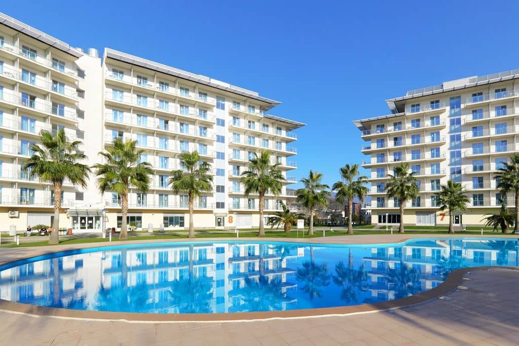 pools-outdoor-pool
