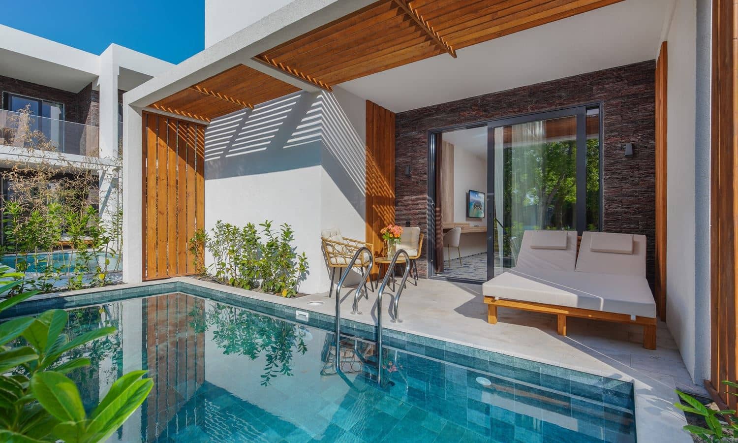 rooms-sea-village-superior-private-pool-new