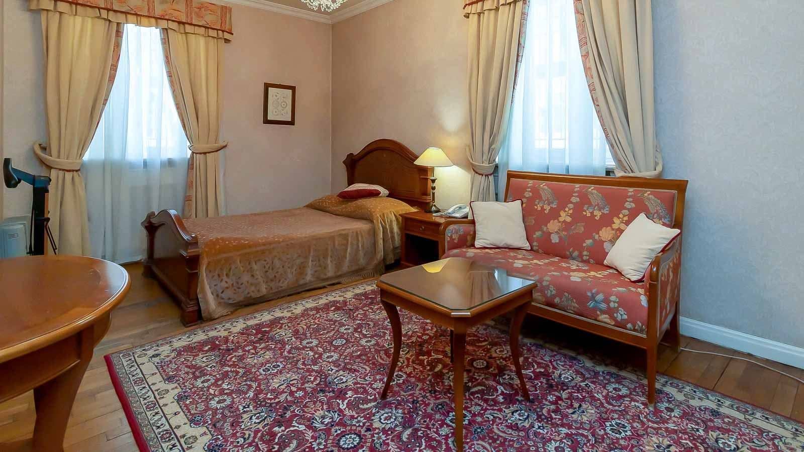 rooms-junior-suite