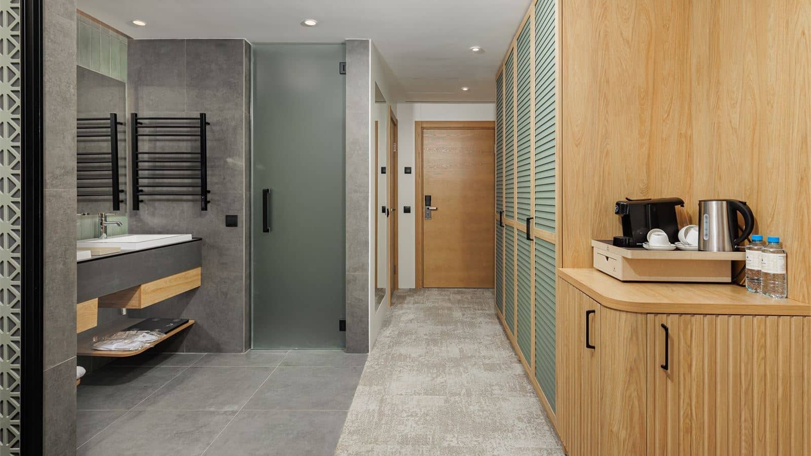 rooms-deluxe-twin-pool-view