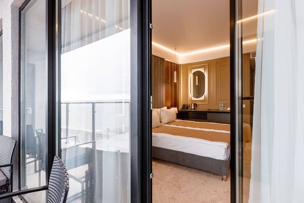 rooms-standart-with-balcony-ana-sea-wiew